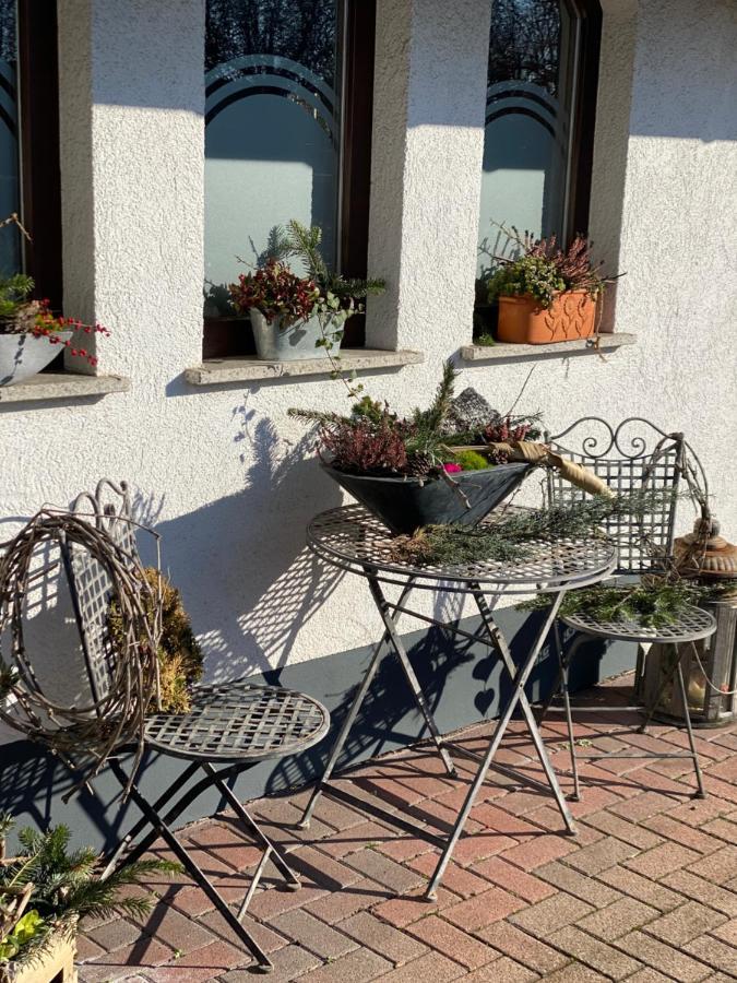 Appartement Am Waldweg Achern Esterno foto